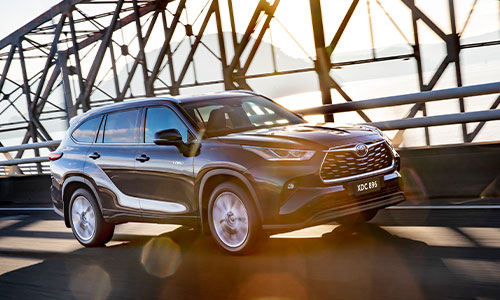 Toyota Kluger Hybrid