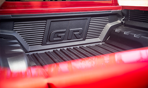 WORLD PREMIERE OF DAKAR-INSPIRED HILUX GR SPORT