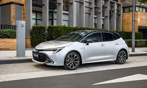 TOYOTA ACHIEVES STRONGEST CUSTOMER DELIVERIES IN 14 YEARS