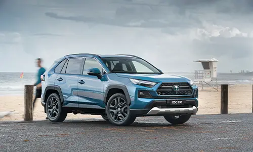 Toyota goes 100% hybrid