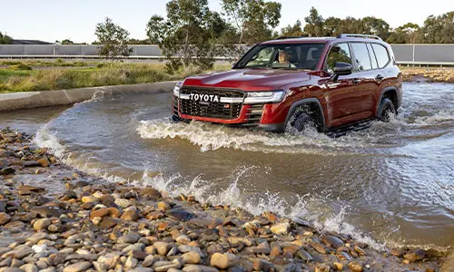 LandCruiser 300 Hybrid