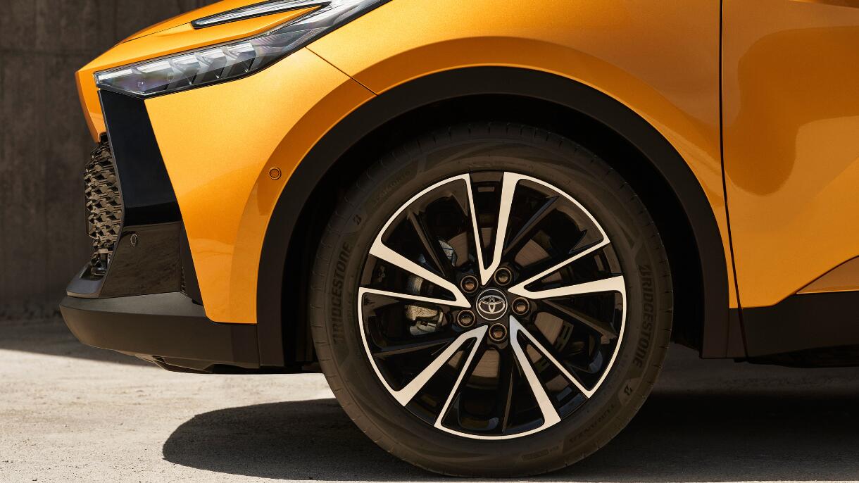 up to 19-inch alloy wheels