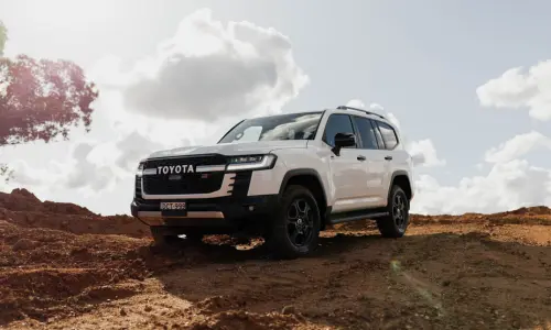 LandCruiser 300 Series