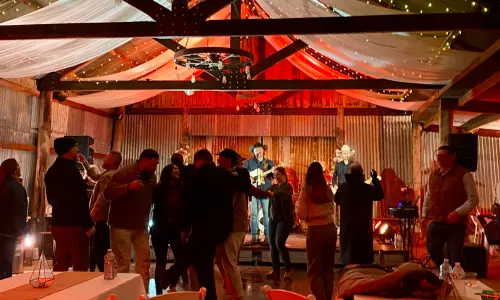 Robbie Mortimer & Band