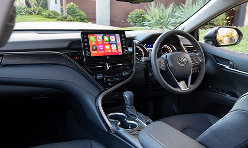 Facelift Toyota Camry interior